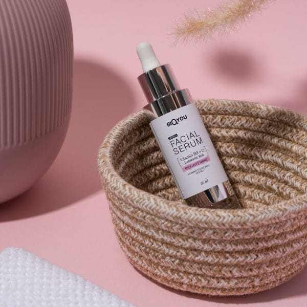 DSC05950 Derma+ FACIAL BRIGHTHENING SERUM, 30 ml - Image 3